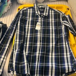 Woolrich Men's Black and Blue Plaid Button Down Shirt